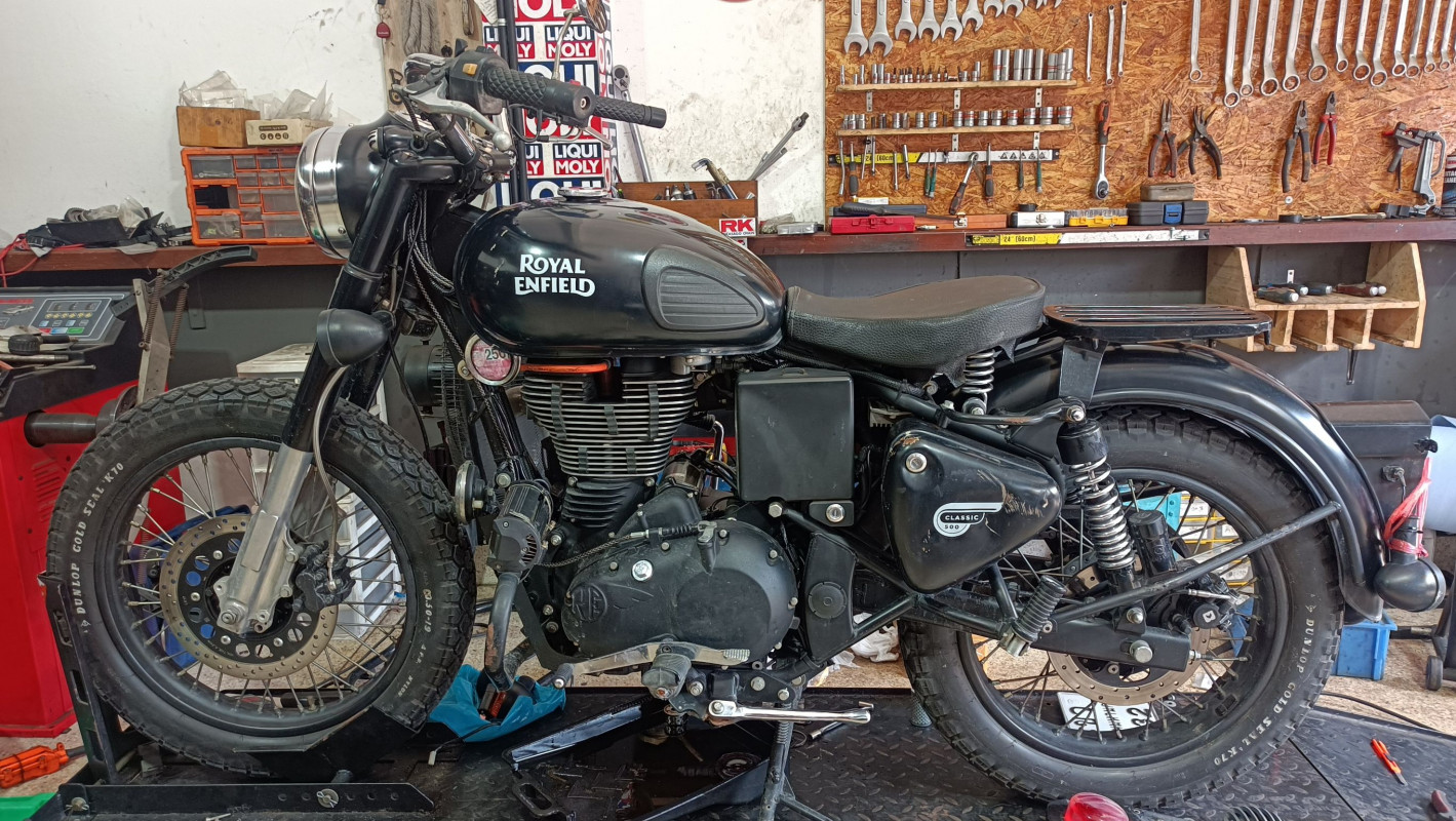 เซอร์วิสรถมอเตอร์ไซค์ Royal Enfield Classic 500