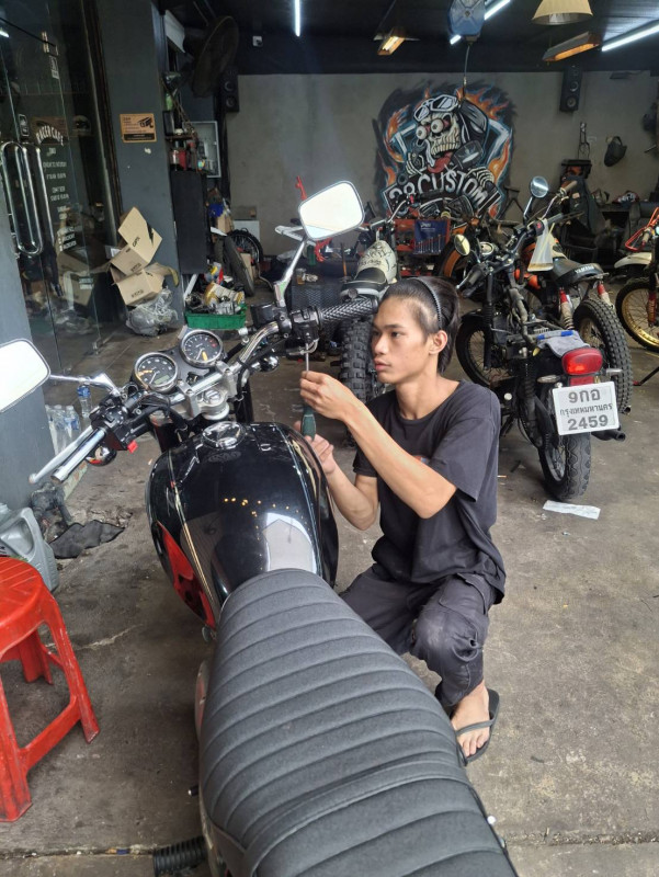 เซอร์วิสรถมอเตอร์ไซค์ Kawasaki W 250
