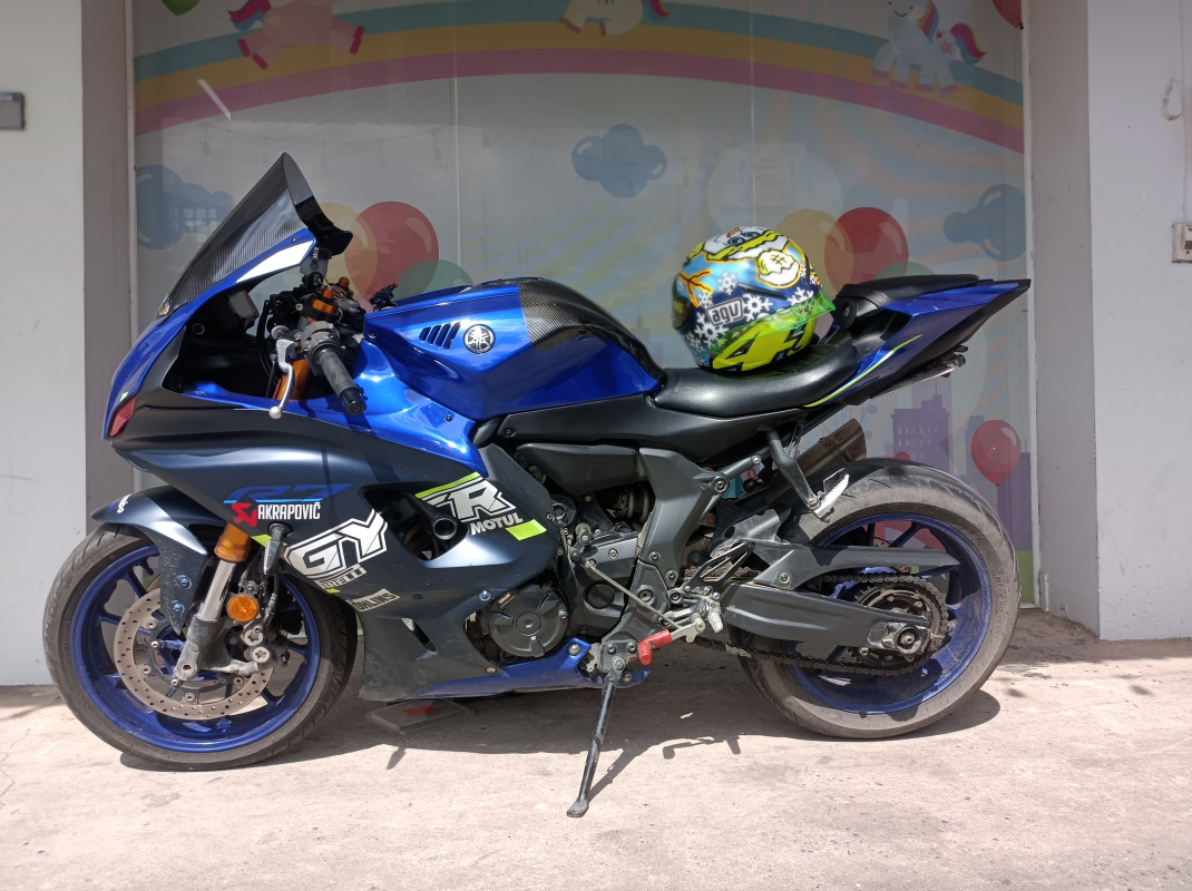 เปลี่ยนน้ำมันเครื่อง Motul 7100 15w-50