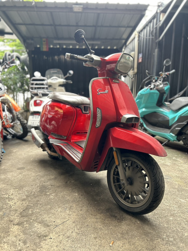 เปลี่ยนน้ำมันเฟืองท้าย Motul Scooter gear plus 80w-90 Lambretta V 