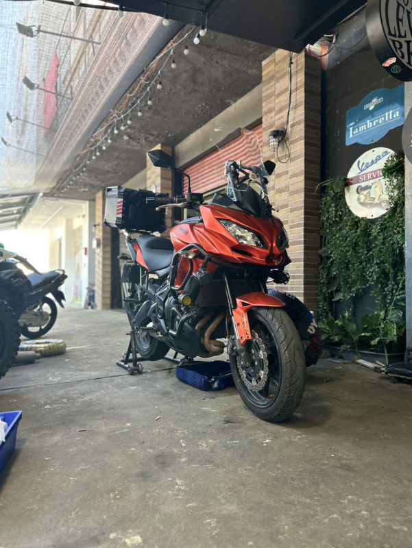 เปลี่ยนน้ำมันเครื่อง Motul 7100 15w-50 Kawasaki Versys 650